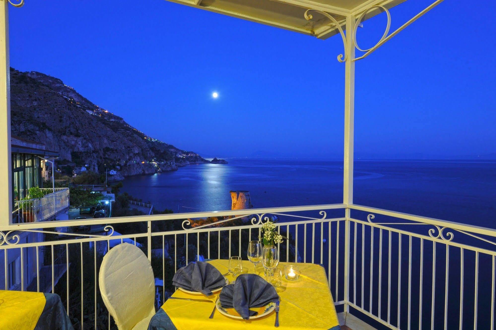Hotel Torre Saracena Praiano Exteriér fotografie